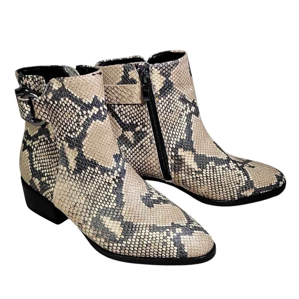 Steven Ringer Snakeprint Water Resistent Leather Ankle Boots Womens Size 6.5